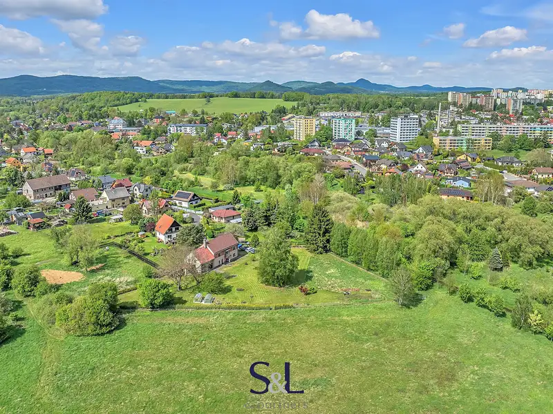 Prodej rodinného domu 227 m², pozemek 3155 m², Česká Lípa – náhled fotky 1
