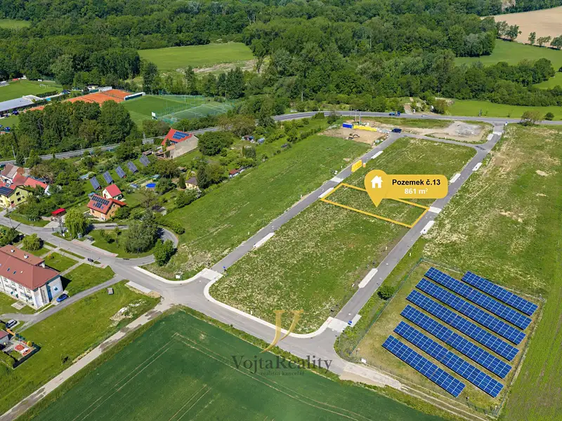 Prodej stavebního pozemku 861 m², Přerov – náhled fotky 1