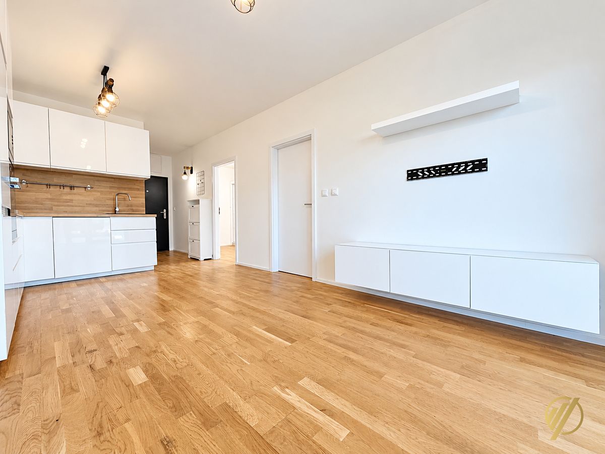 Pronájem bytu 3+kk 46 m² – fotografie 4