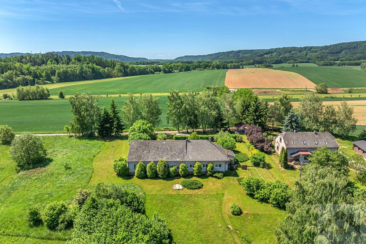Prodej rodinného domu 149 m², pozemek 1750 m², Rudoltice – fotka 1 z 3