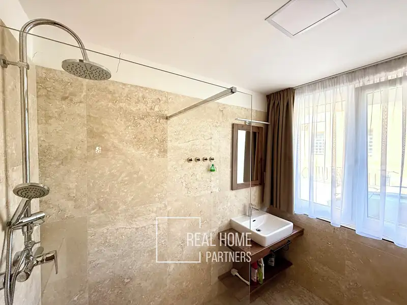 Prodej apartmánů 359 m², Březí – náhled fotky 3