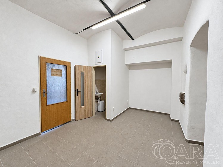 Gewerbefläche zur Miete, 140 m² (2 von 14)