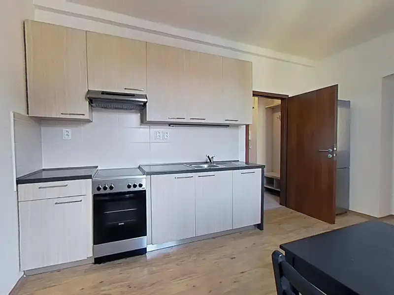 Pronájem bytu 2+kk 42 m², Ostrava – náhled fotky 1