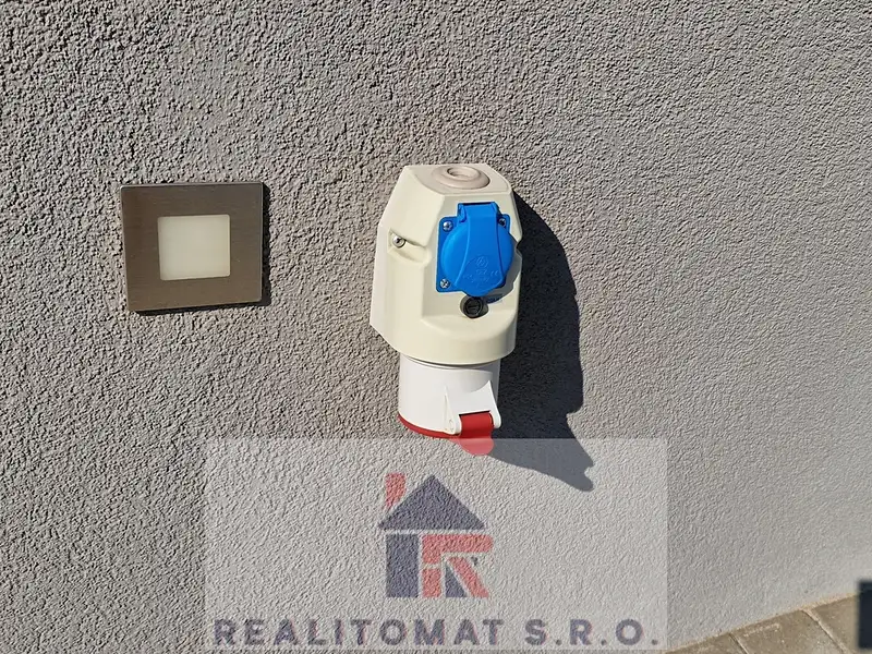 Pronájem garážového stání 20 m², Praha – náhled fotky 3