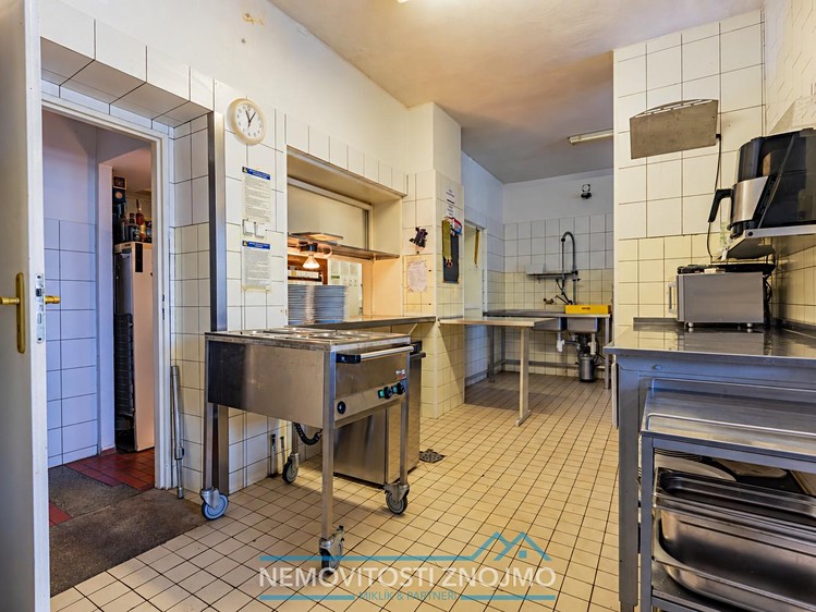 Комерційне приміщення на продаж, 630 м² (15 з 35)