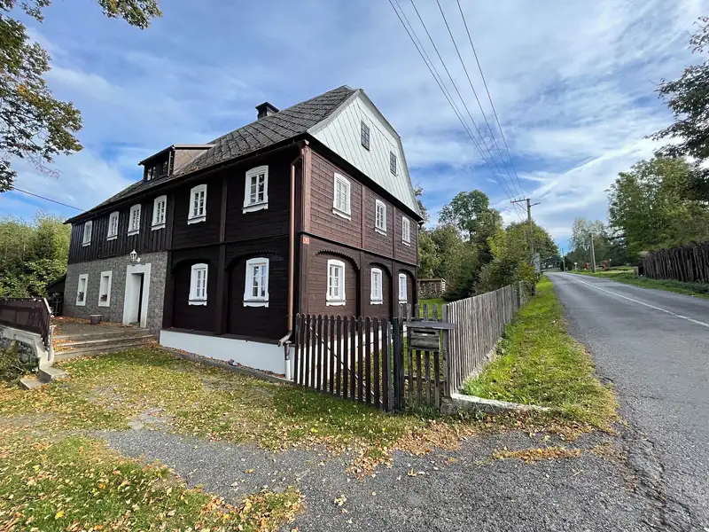 Prodej chalupy 320 m², pozemek 3596 m², Nový Oldřichov, okres Česká Lípa