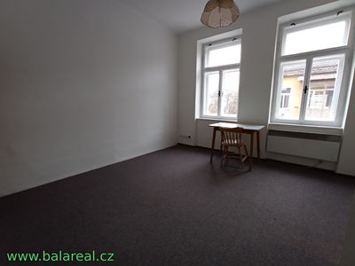 Pronájem bytu 1+1 30 m²