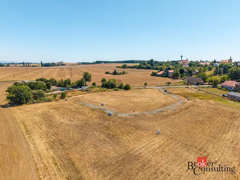 Prodej stavebního pozemku 943 m², Dolní Přím – náhled fotky 3