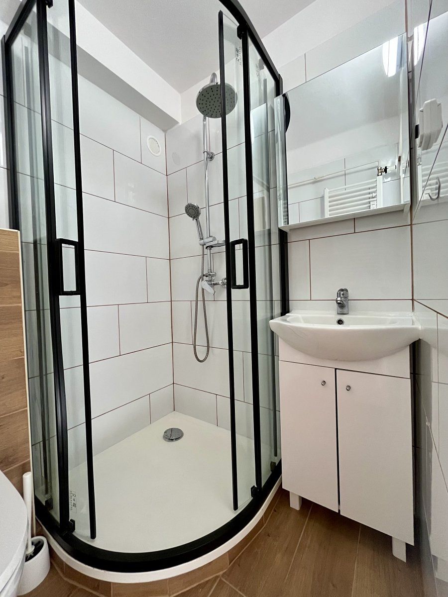 Pronájem bytu 1+1 28 m² – fotografie 5