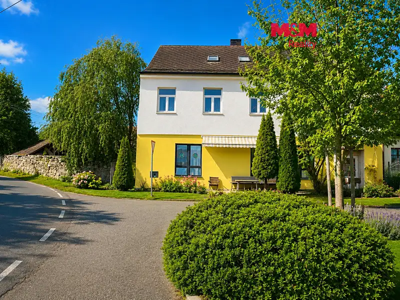 Prodej rodinného domu 320 m², pozemek 386 m², Veselíčko – náhled fotky 1