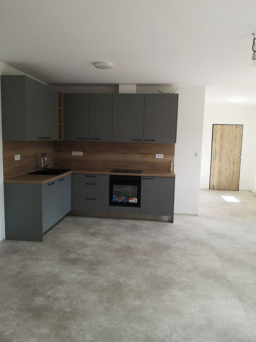 Pronájem bytu 3+kk 65 m², Vsetín – fotka 1 z 3