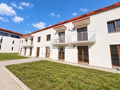 Квартира 2+kk в оренду, 44 м² (3 з 14)