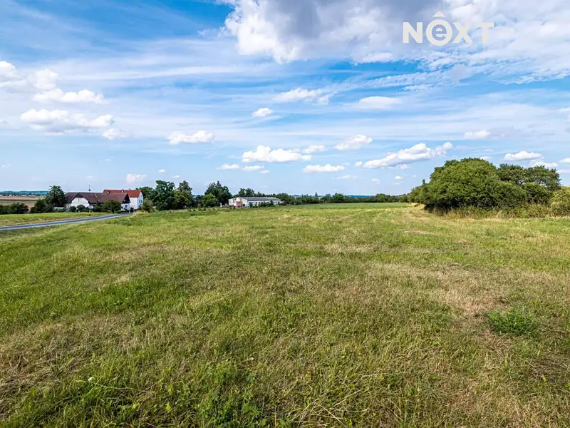Prodej komerčního pozemku 9158 m², Hořovičky – náhled fotky 2