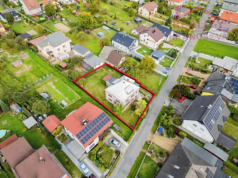 Prodej rodinného domu 230 m², pozemek 796 m², Vřesina – náhled fotky 2
