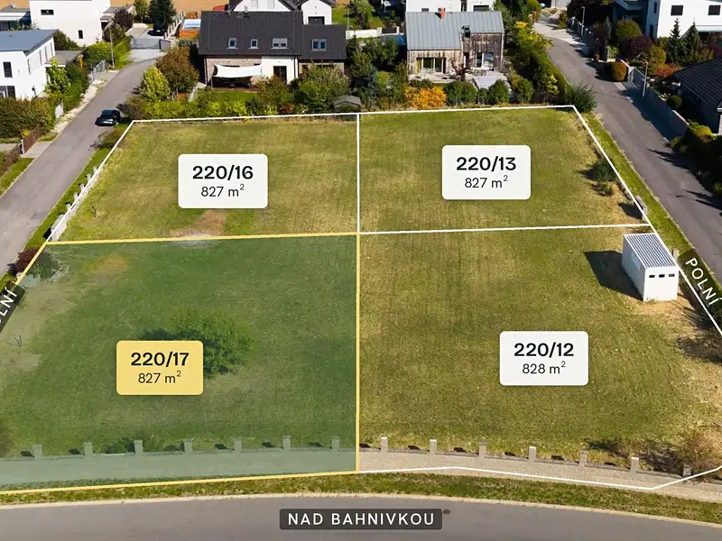 Prodej stavebního pozemku 827 m², Říčany – náhled fotky 1