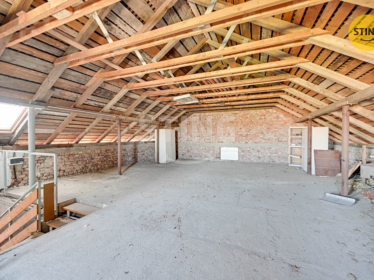 Комерційне приміщення на продаж, 1 306 м² (8 з 25)