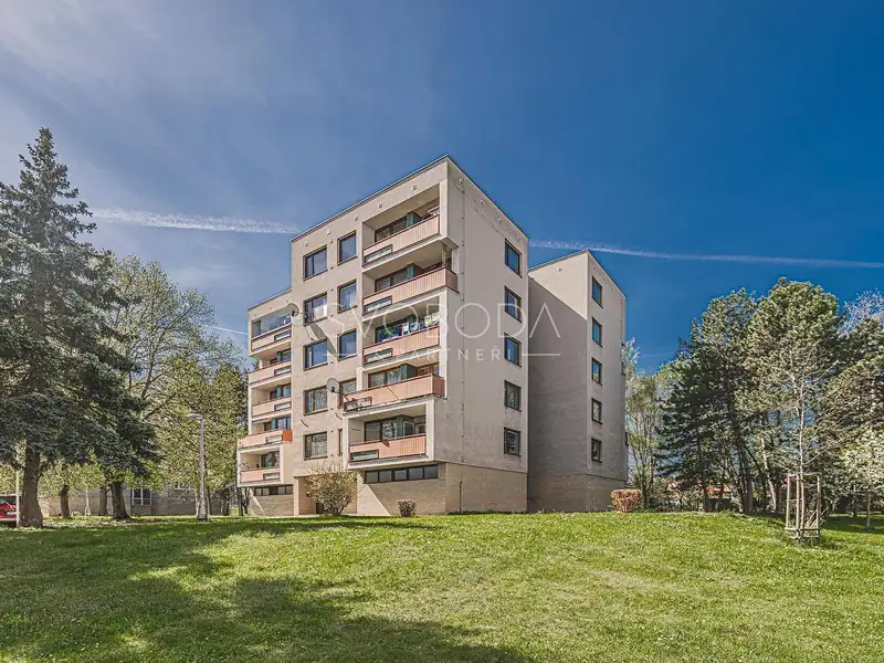 Prodej bytu 3+1 82 m², Hradec Králové – náhled fotky 1