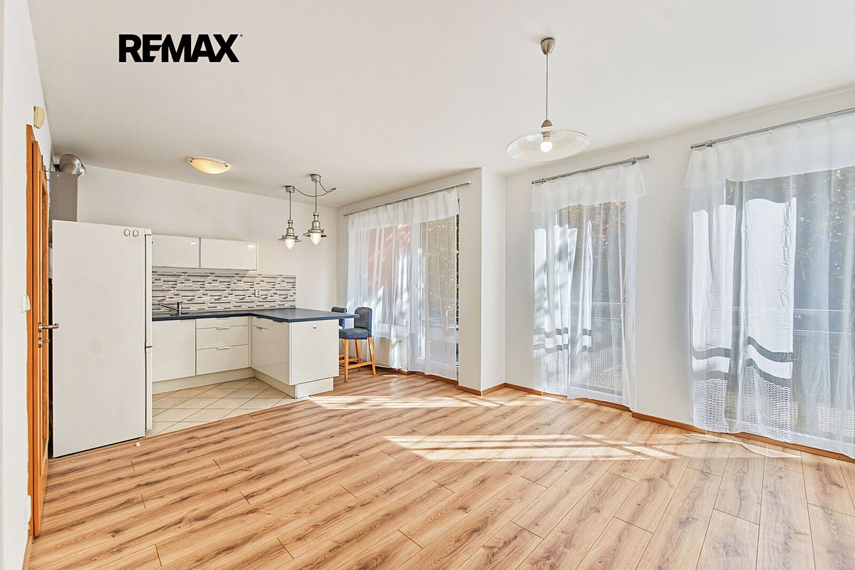 Prodej bytu 1+kk 40 m², Praha – fotka 1 z 3