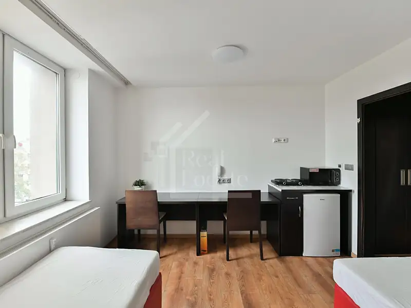 Prodej bytu atypický 23 m², Praha – náhled fotky 1