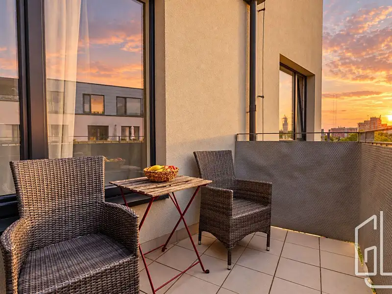 Prodej bytu 2+kk 56 m², Praha – náhled fotky 1