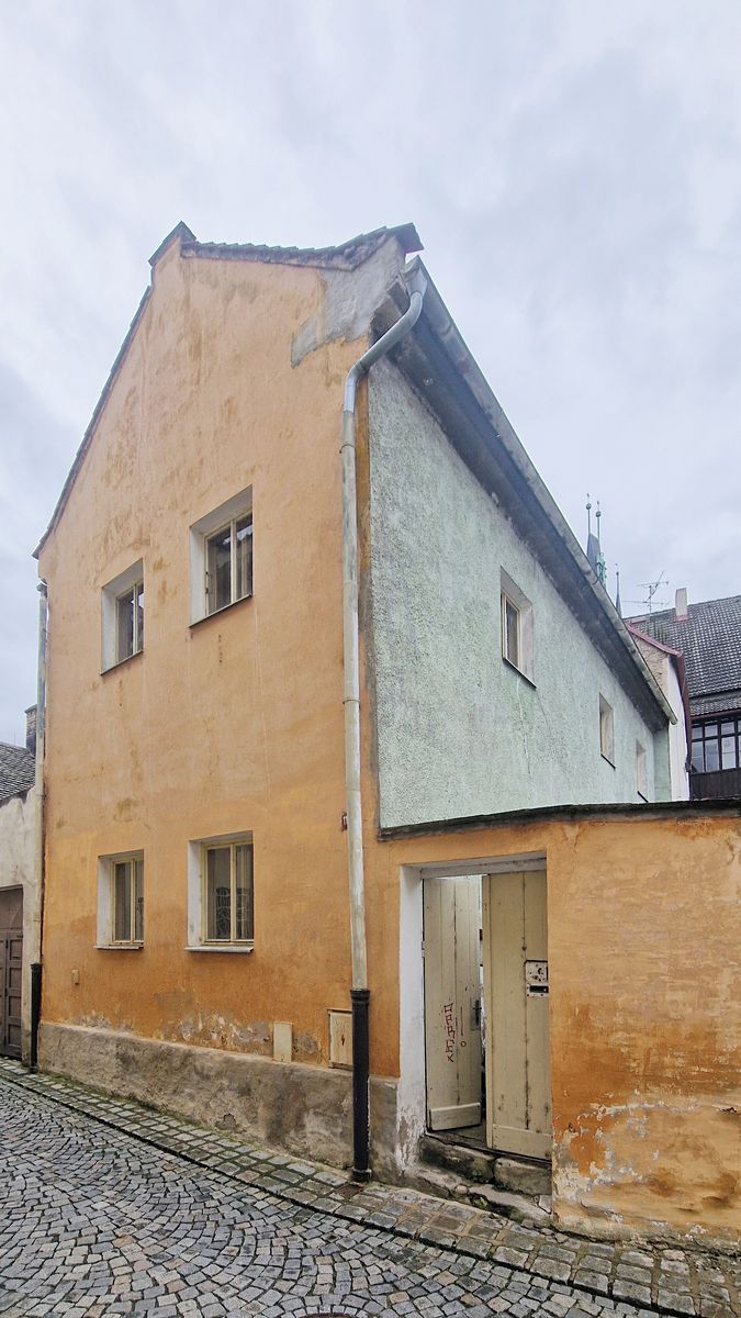 Prodej rodinného domu 120 m², pozemek 124 m², Louny – fotka 1 z 3