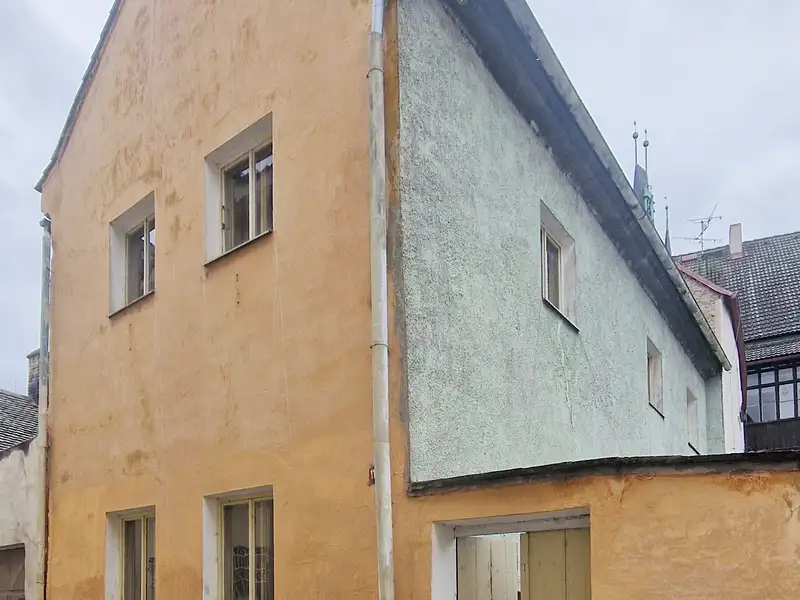 Prodej rodinného domu 120 m², pozemek 124 m², Louny – náhled fotky 1