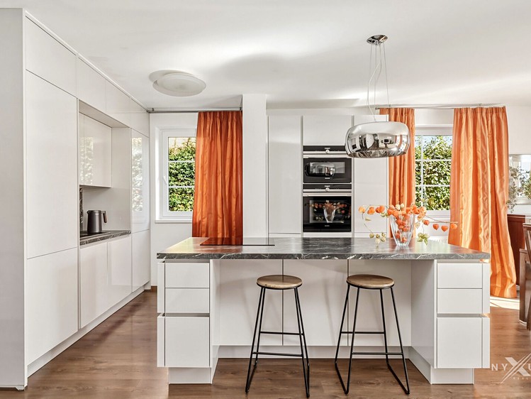 Prodej domu, 158 m² (2 z 28)