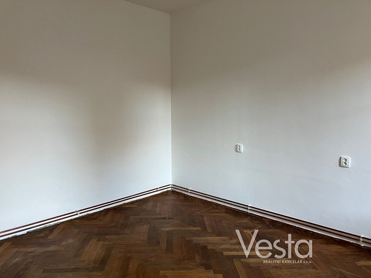 Pronájem bytu 1+1, 39 m² (7 z 12)