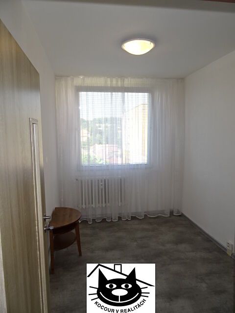 Pronájem bytu 2+kk 40 m² – fotografie 3