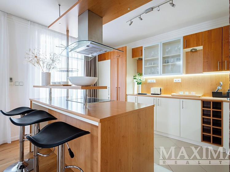 Будинок на продаж, 351 м² (11 з 30)