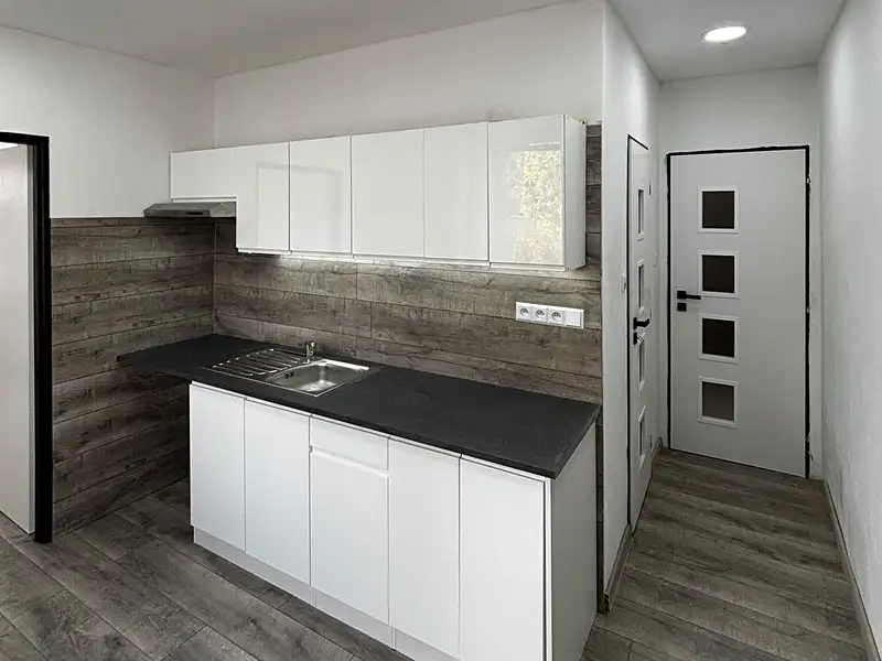 Prodej bytu 3+1 57 m², Zběšičky – náhled fotky 1