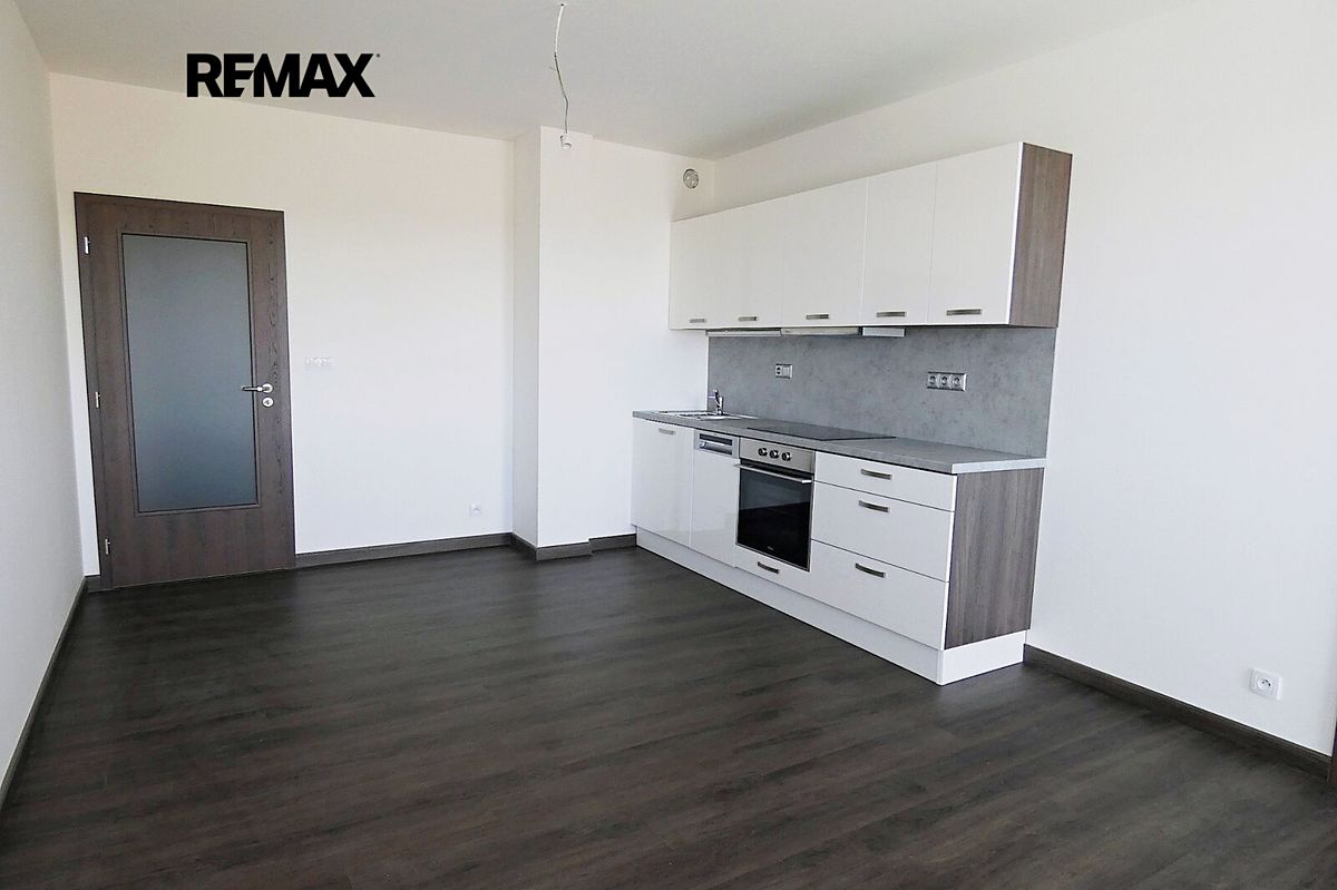 Pronájem bytu 3+kk 68 m²