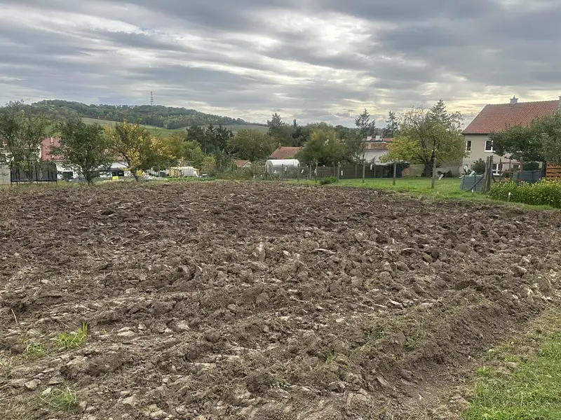 Prodej stavebního pozemku 878 m², Němčany – náhled fotky 2