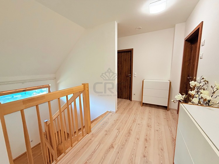Prodej domu, 158 m² (62 z 100)