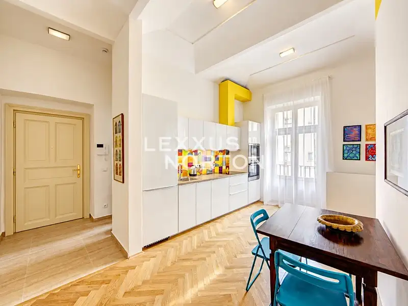 Pronájem bytu 2+kk 65 m², Praha – náhled fotky 2