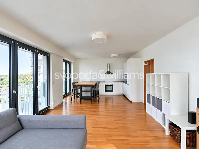 Pronájem bytu 2+kk 75 m², Praha – náhled fotky 2