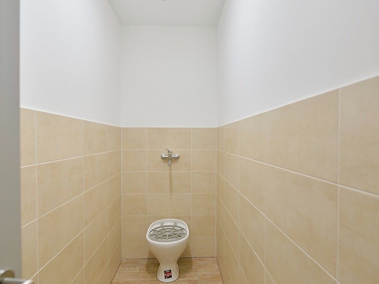Pronájem komerčního prostoru, 2 660 m² (22 z 24)
