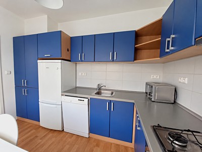 Wohnung 2+1 zur Miete, 53 m² (2 von 9)
