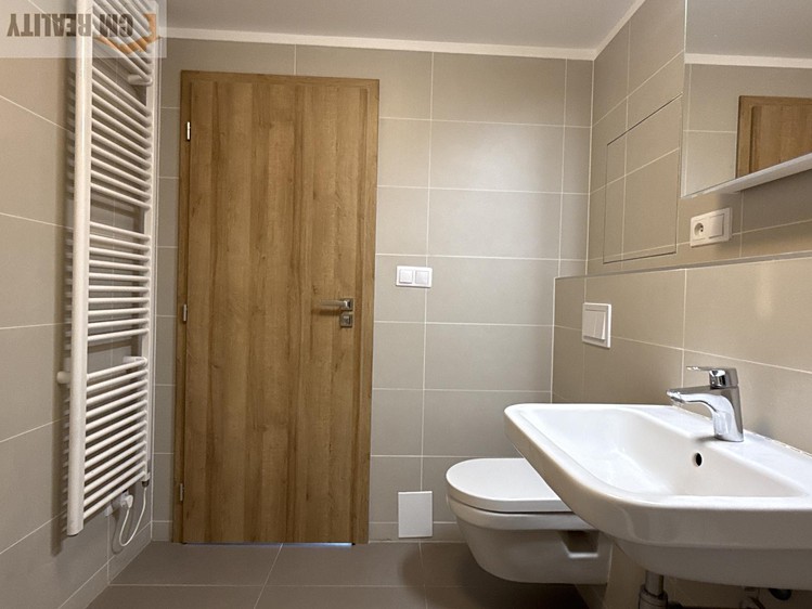 Квартира 2+kk в оренду, 56 м² (13 з 17)