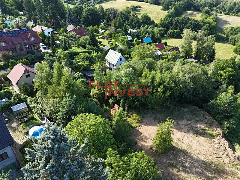 Prodej stavebního pozemku 8771 m², Kamenice – náhled fotky 3