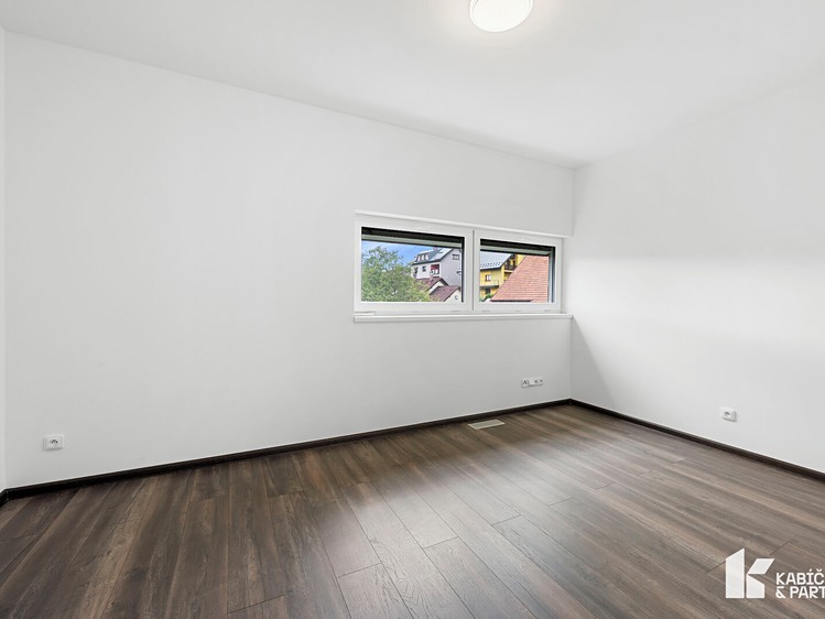 Prodej domu, 171 m² (13 z 37)