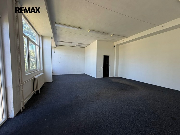 Pronájem komerčního prostoru, 45 m² (3 z 7)