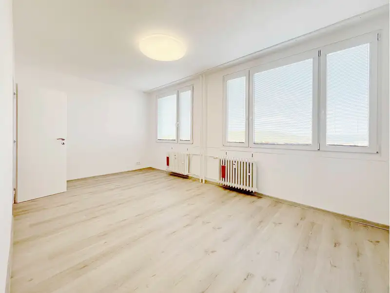 Pronájem bytu 2+1 56 m², Praha – náhled fotky 3
