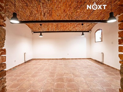 Prodej komerčního prostoru, 204 m² (3 z 16)