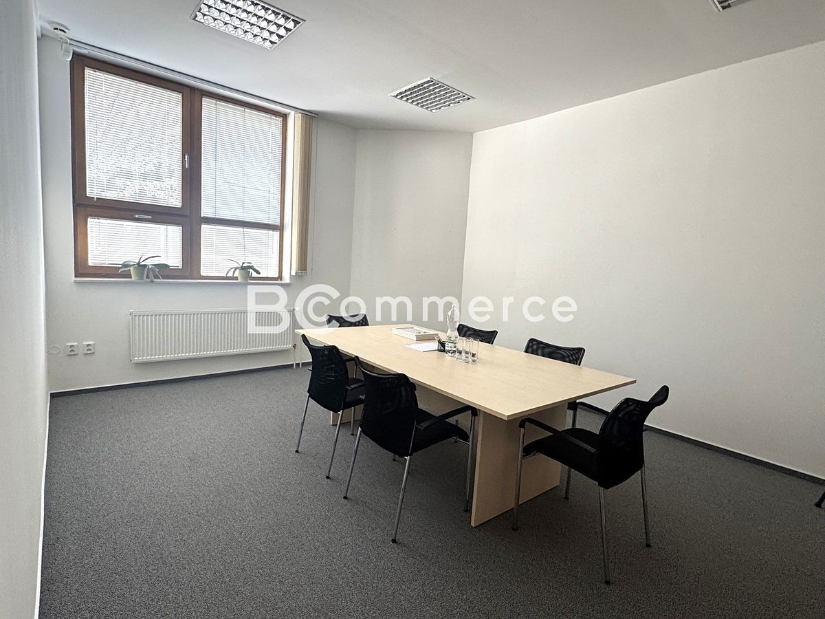 Pronájem kanceláře 110 m²