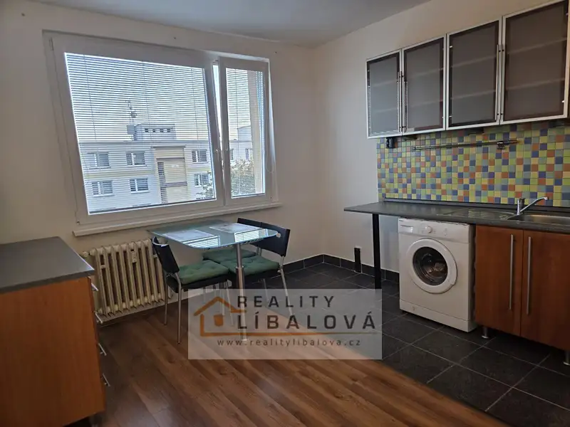 Pronájem bytu 1+1 37 m², Ústí nad Labem – náhled fotky 2