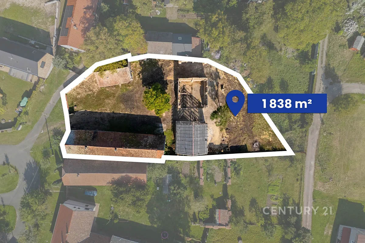 Prodej stavebního pozemku 1838 m²