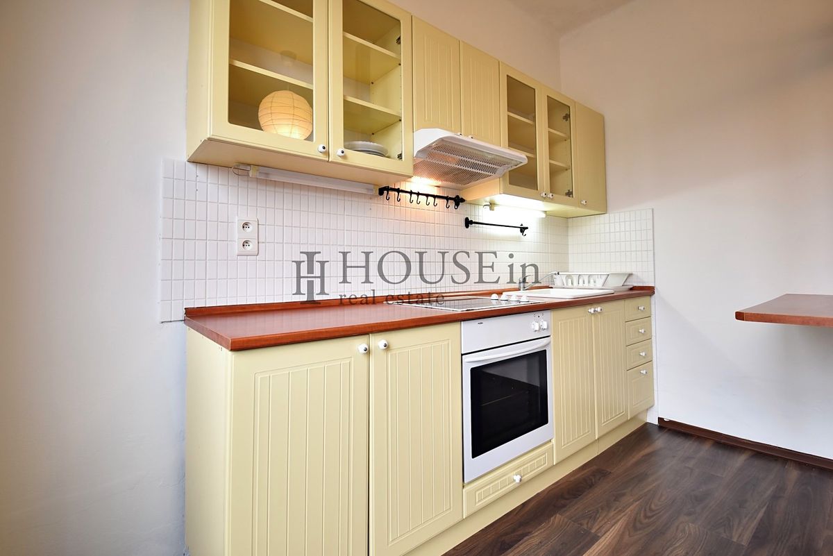 Pronájem bytu 2+kk 40 m² – fotografie 4