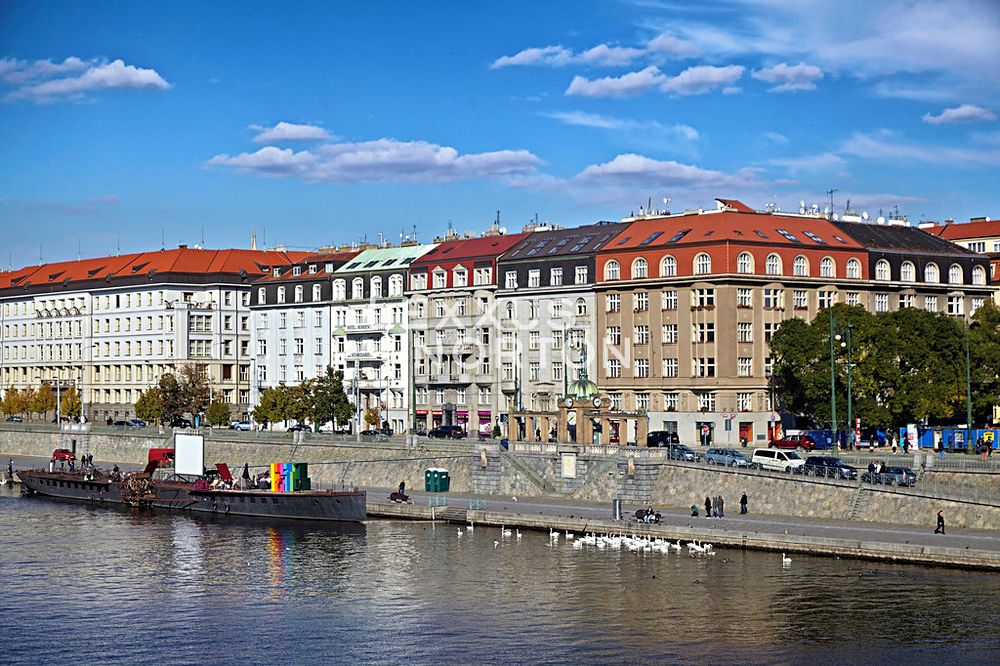 Pronájem bytu 3+1 105 m² – fotografie 3