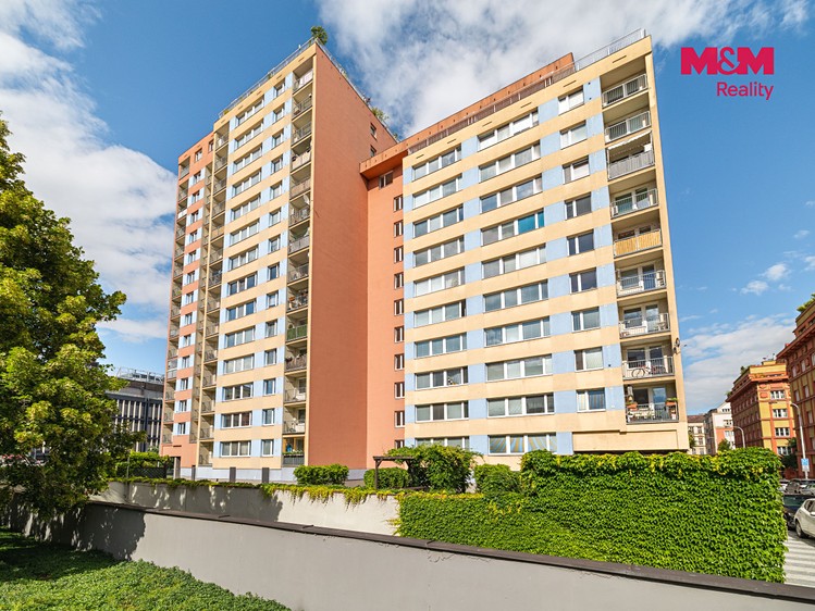 Квартира 4+kk на продаж, 70 м² (15 з 18)